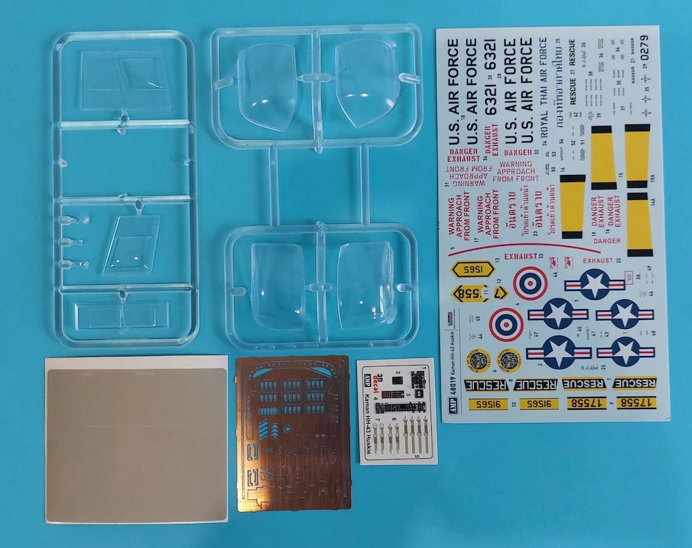 AMP 1/48 Kaman HH-43S Husky je vrtulník vyvinutý a vyrobený americkým výrobcem rotorových letadel Kaman Aircraft.